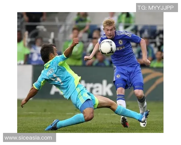 波兰特伐木工与蒙特利尔冲击的激烈对决展现足球魅力与团队精神